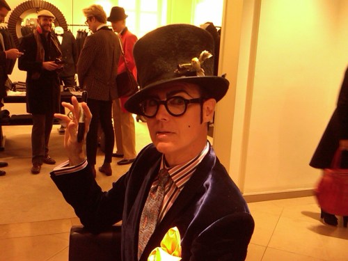 The Dandy and His Pen